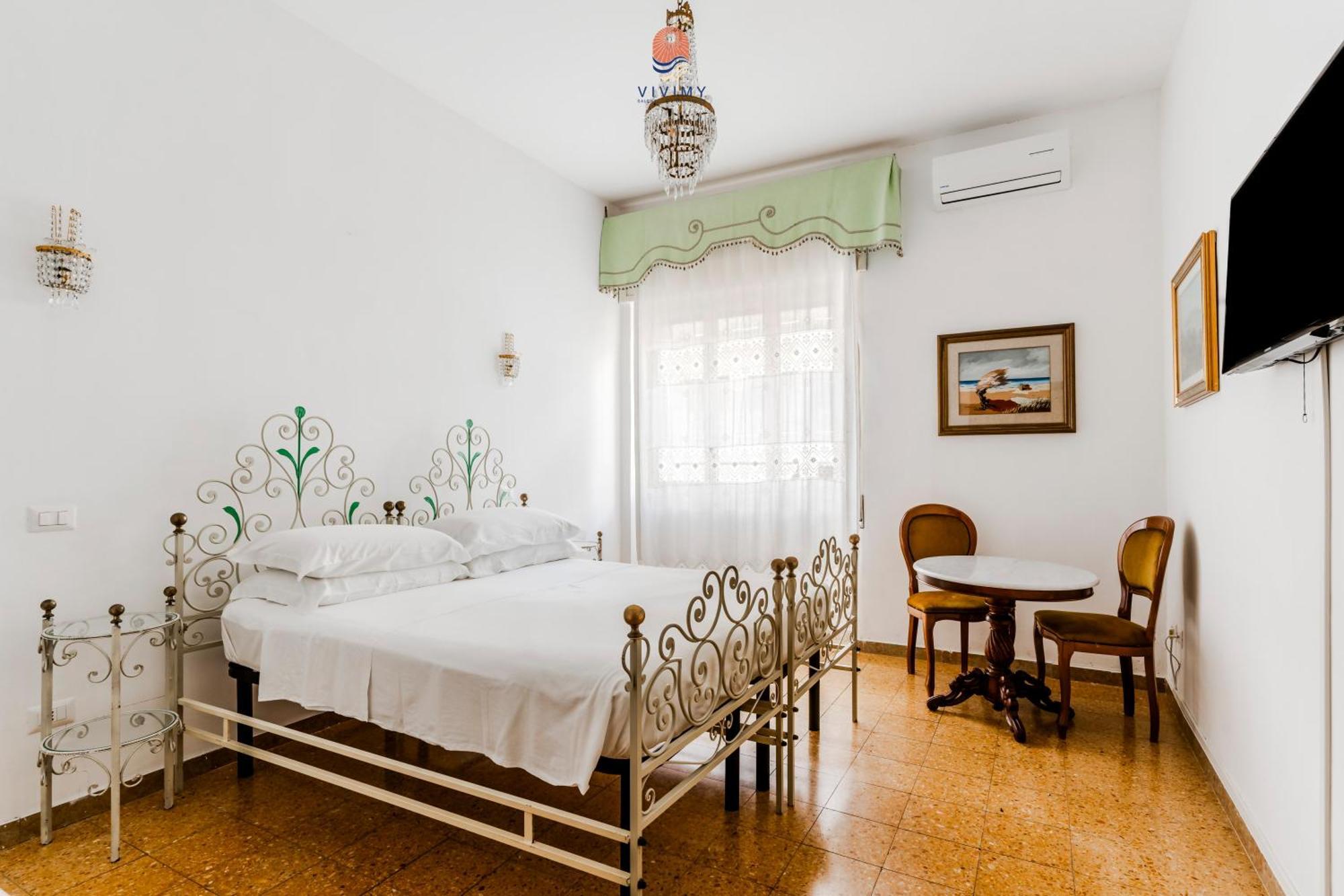 Palazzo Grassi By Vivimy Guest house Gallipoli